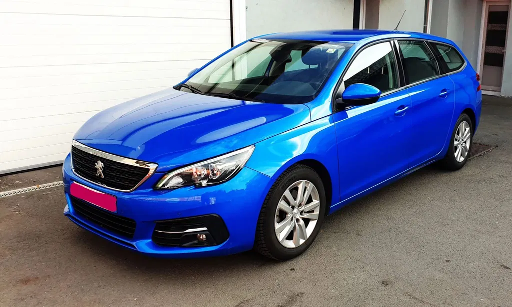Fotografie: 2021 Peugeot 308