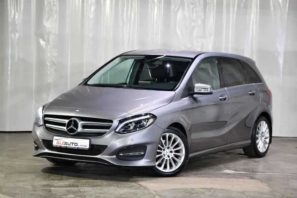 Fotografie: 2016 Mercedes-Benz B 180