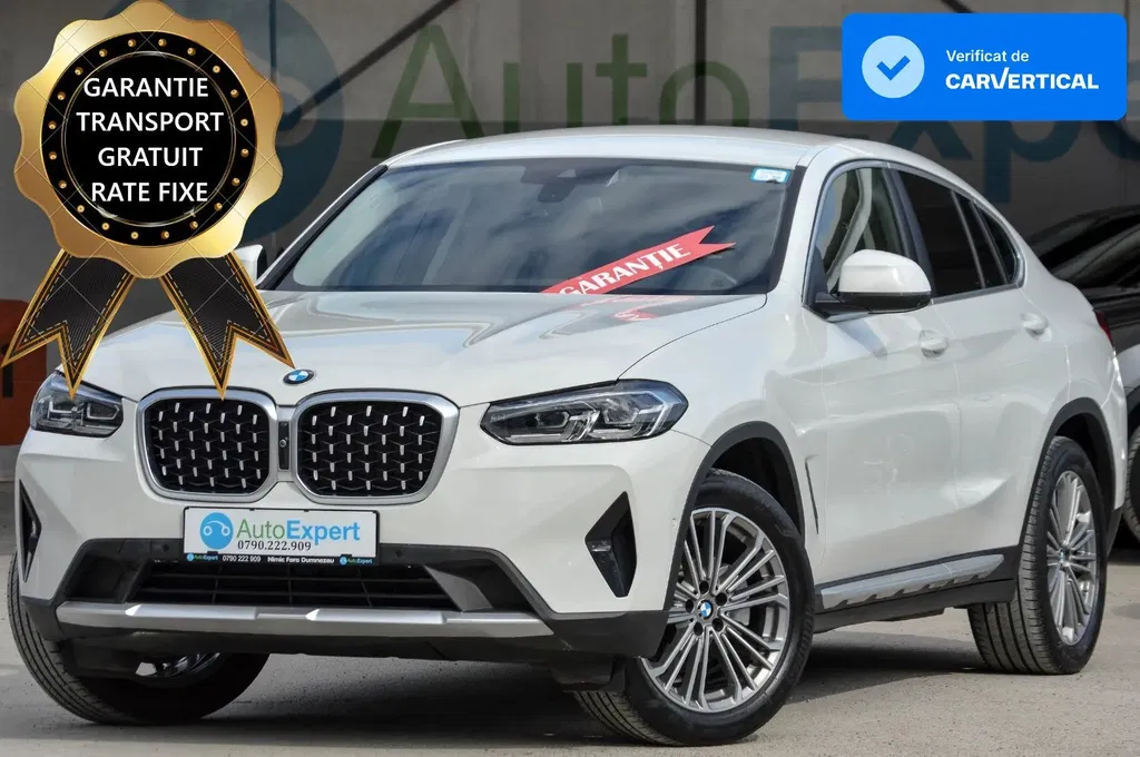Fotografie: 2023 BMW X4
