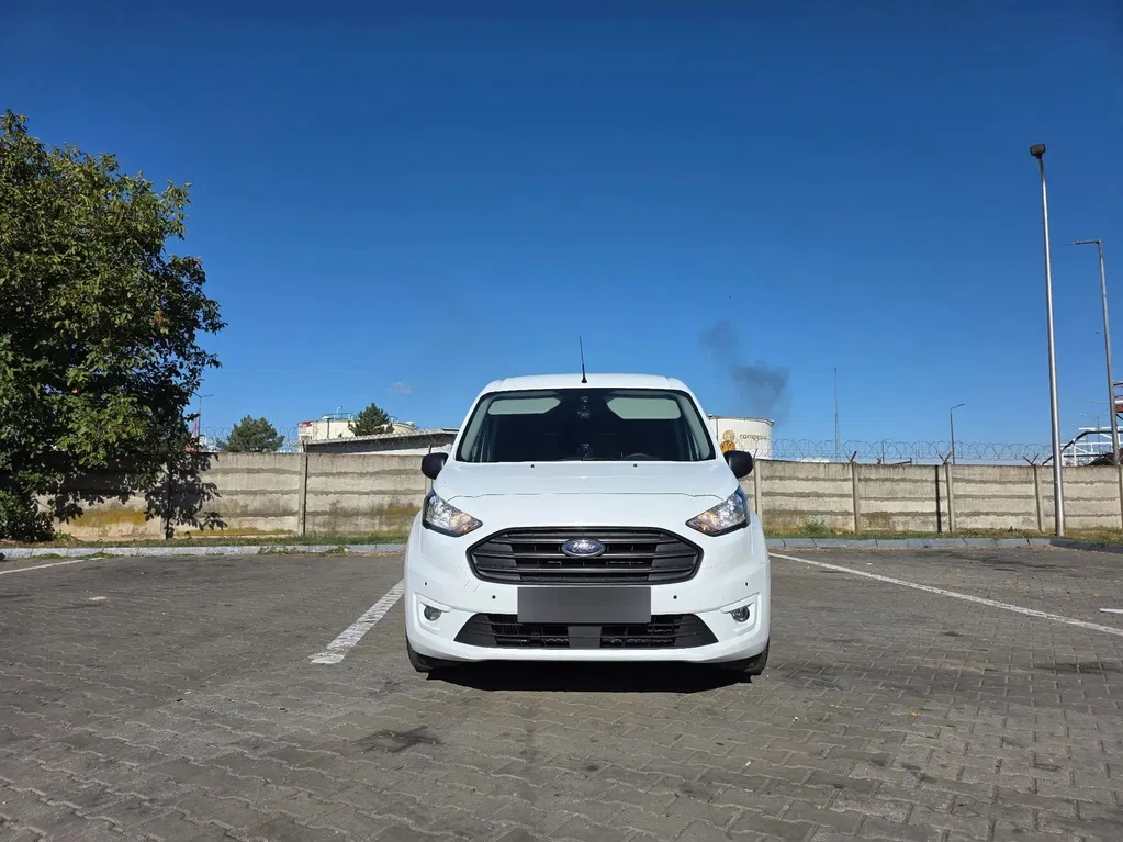 Fotografie: 2020 Ford Transit Connect