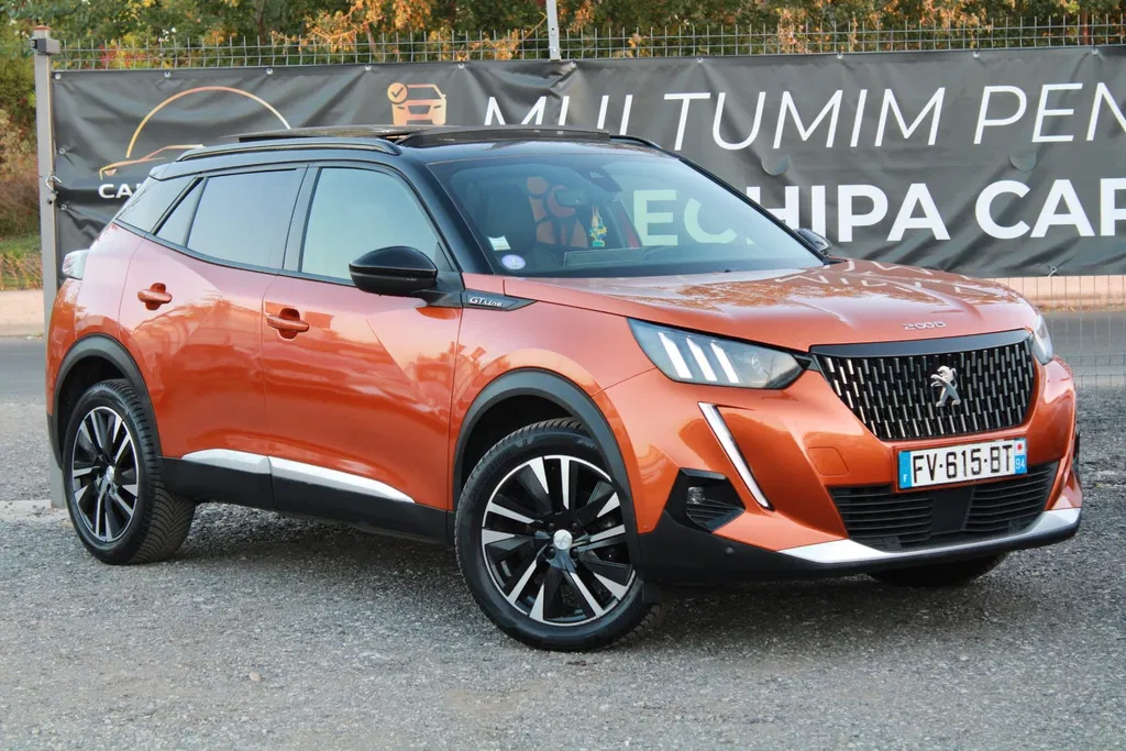 Fotografie: 2021 Peugeot 2008