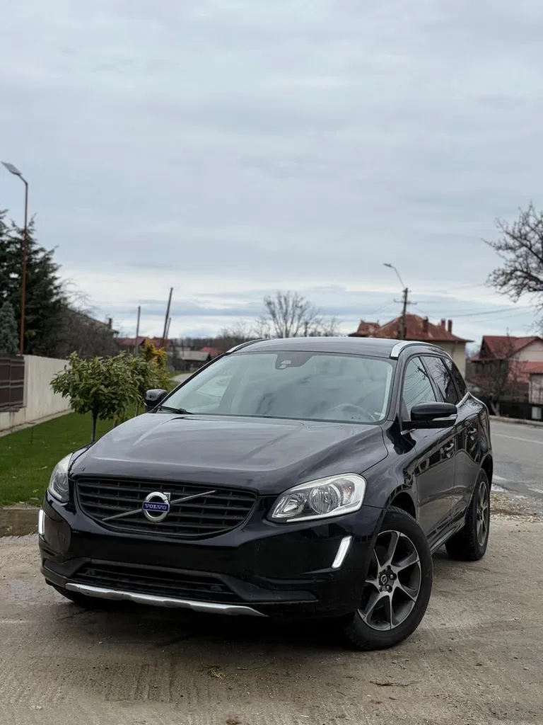 Fotografie: 2016 Volvo XC 60