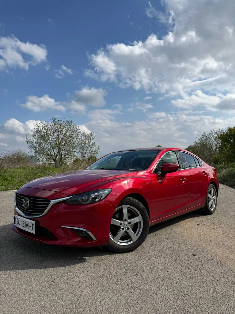 Fotografie: 2015 Mazda 6
