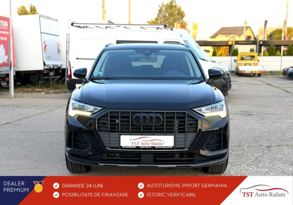 Fotografie: 2021 Audi Q3
