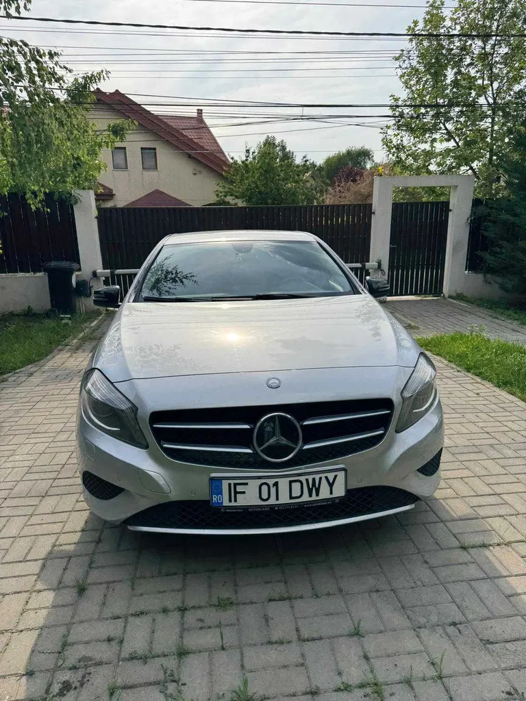 Fotografie: 2016 Mercedes-Benz A 180