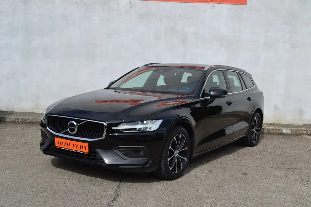 Fotografie: 2021 Volvo V60