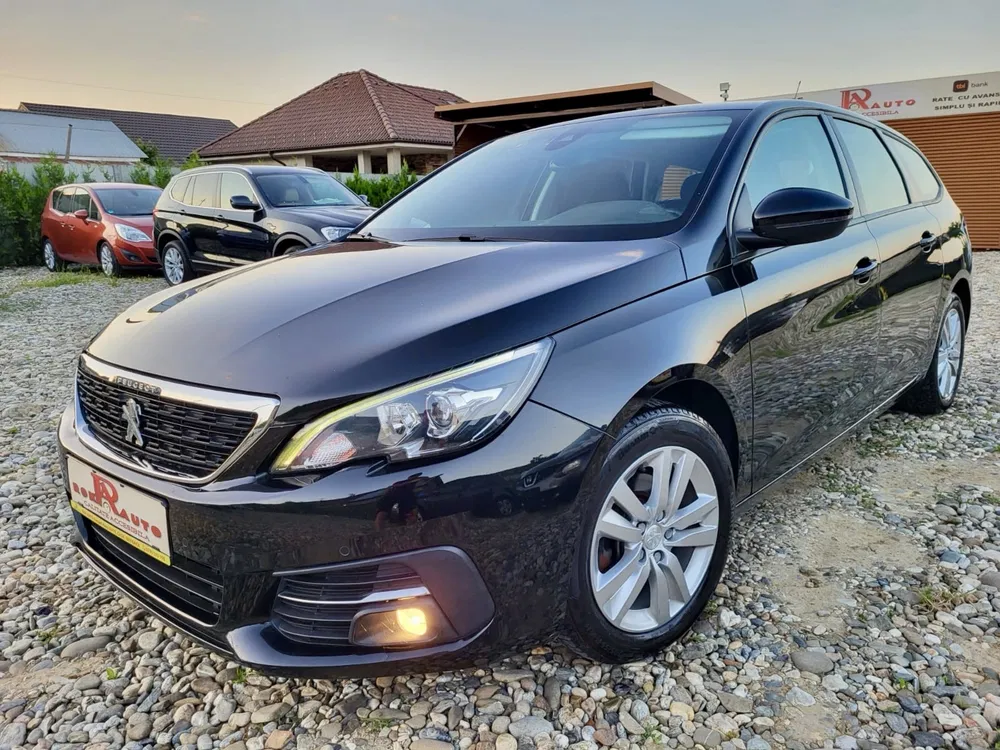 Fotografie: 2020 Peugeot 308