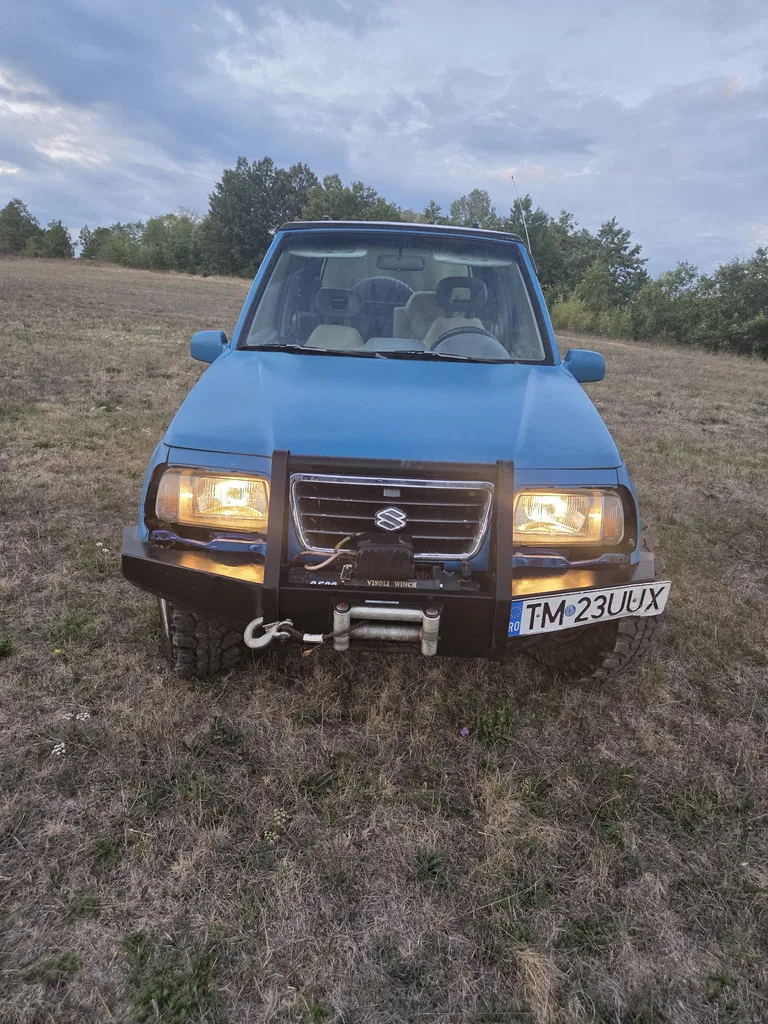 Fotografie: 1998 Suzuki Vitara