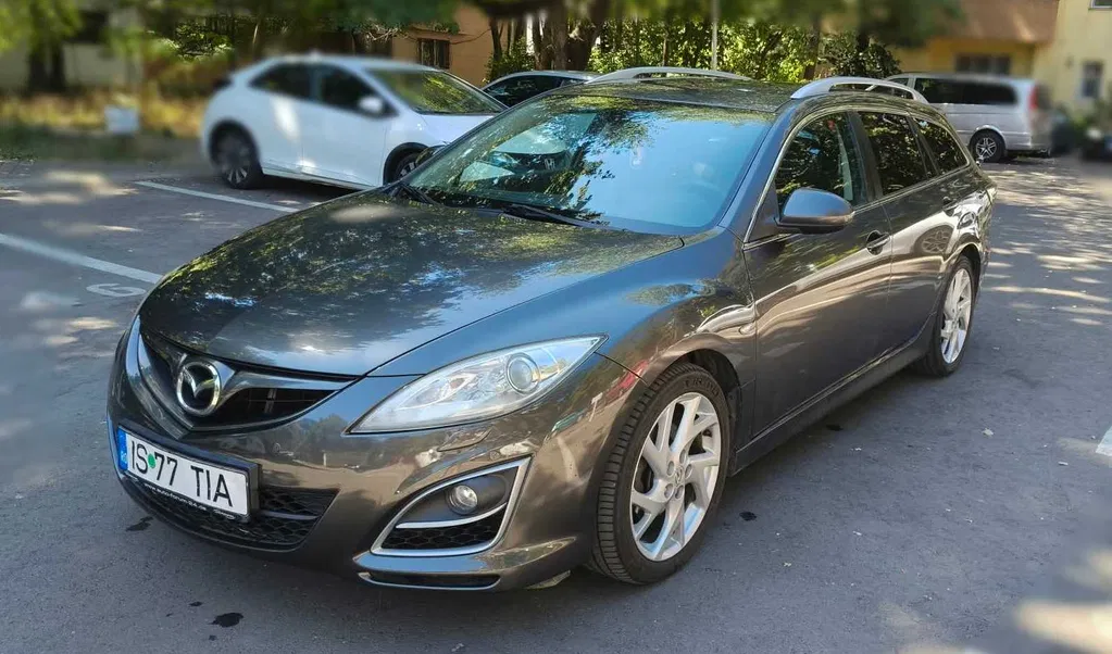 Fotografie: 2011 Mazda 6