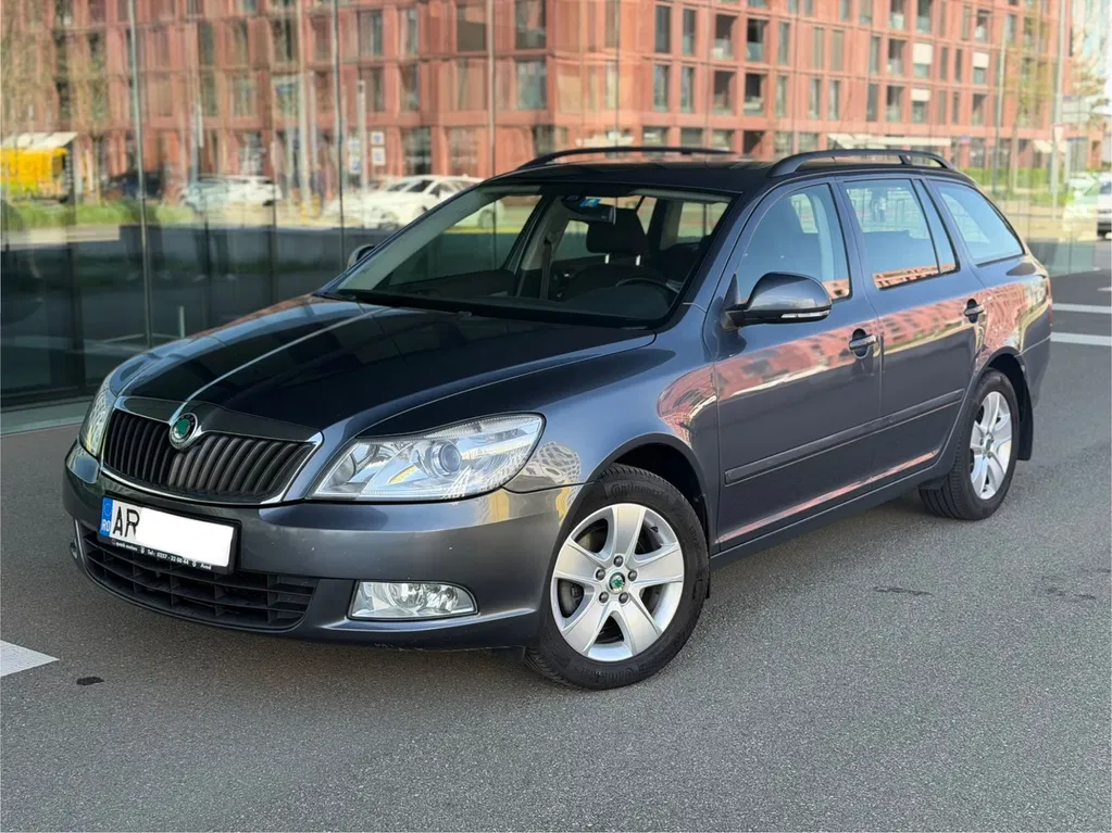 Fotografie: 2011 Skoda Octavia