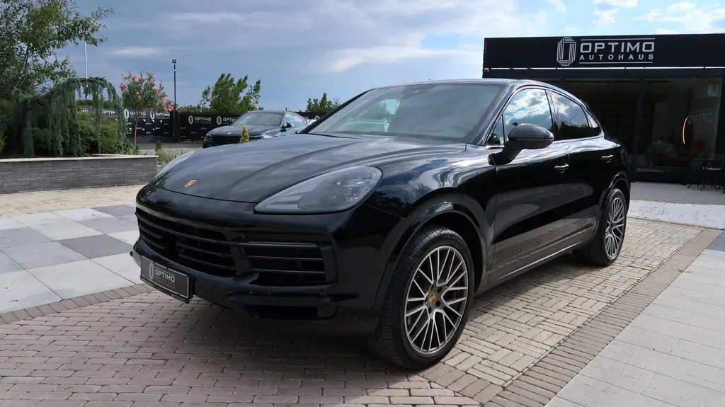 Fotografie: 2022 Porsche Cayenne Coupe
