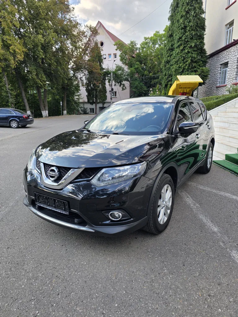 Fotografie: 2016 Nissan X-Trail