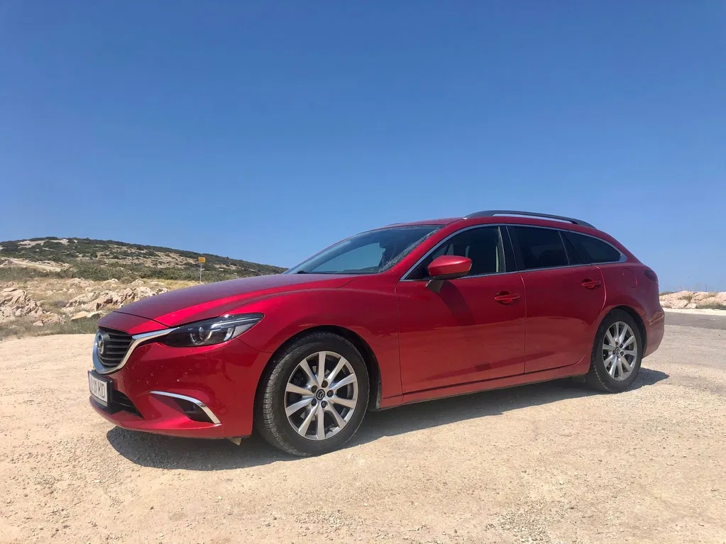 Fotografie: 2015 Mazda 6