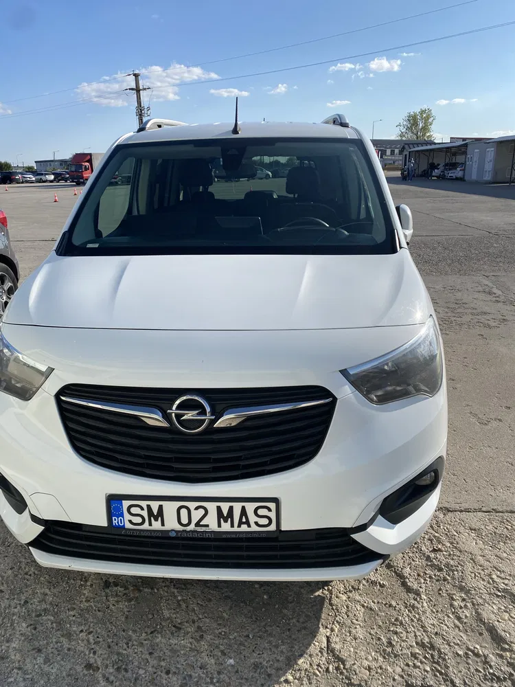 Fotografie: 2020 Opel Combo