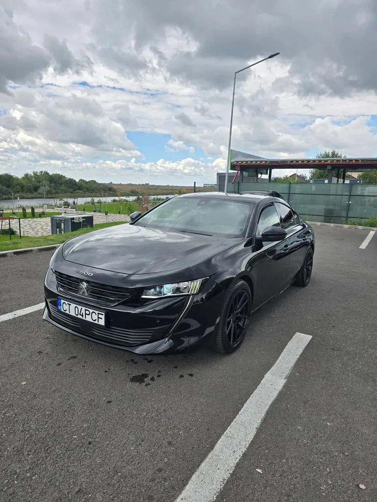 Fotografie: 2021 Peugeot 508