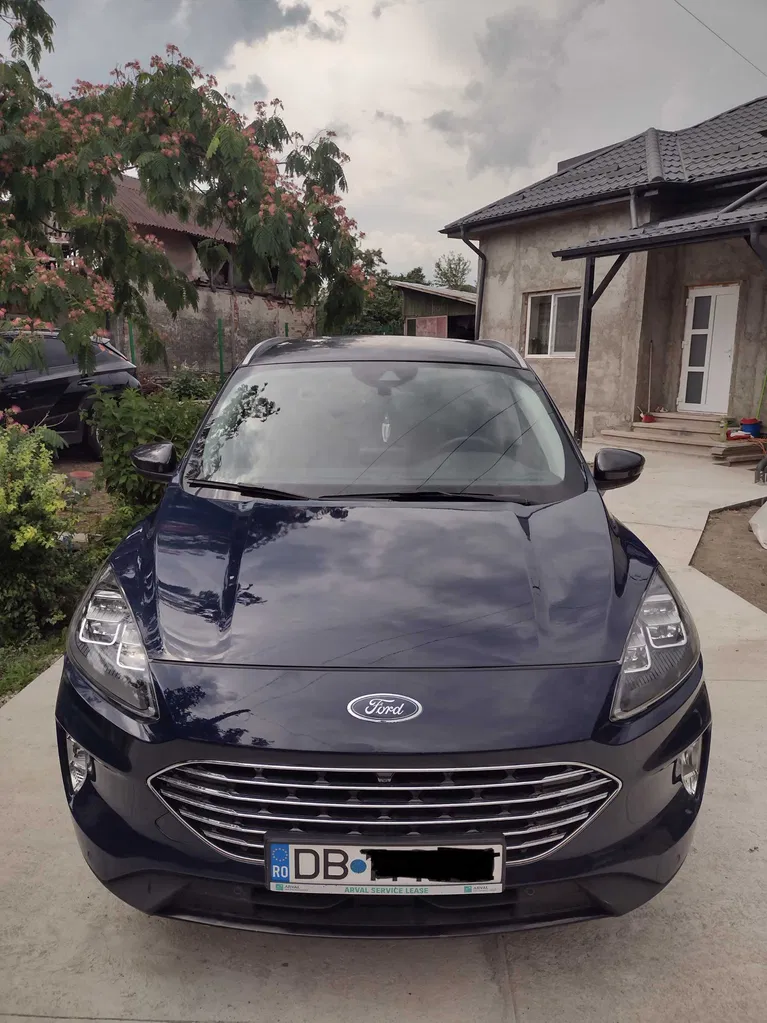 Fotografie: 2020 Ford Kuga