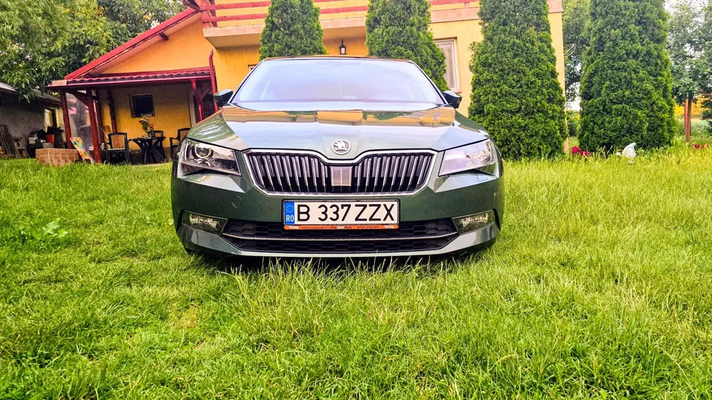 Fotografie: 2018 Skoda Superb