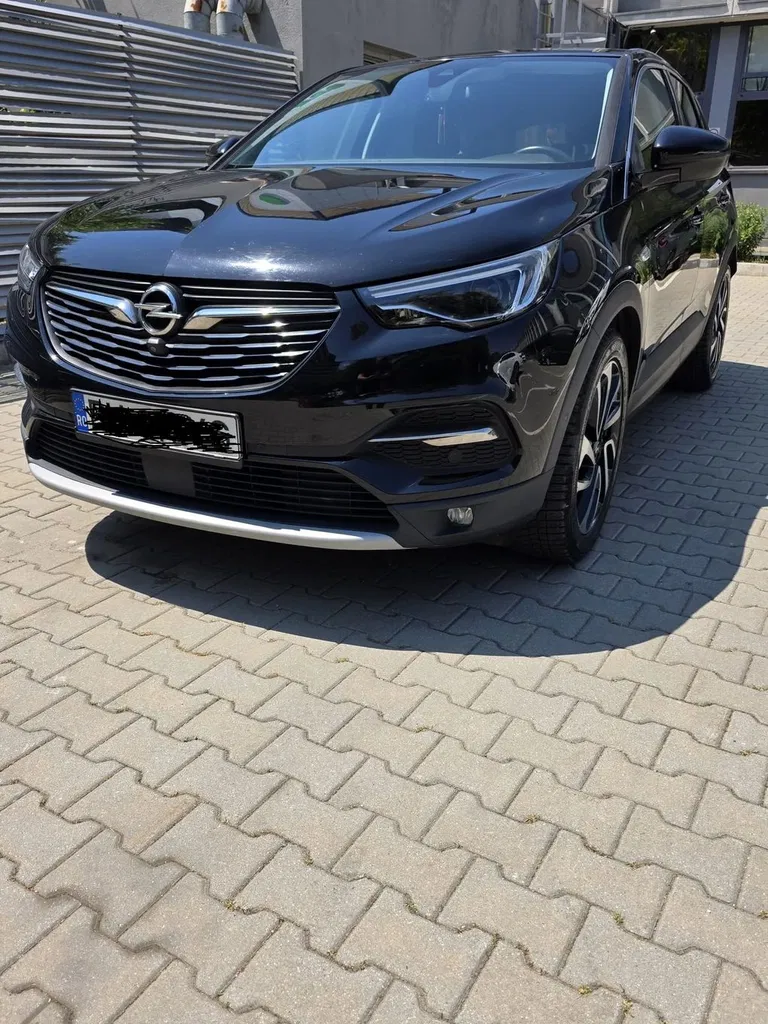 Fotografie: 2018 Opel Grandland X