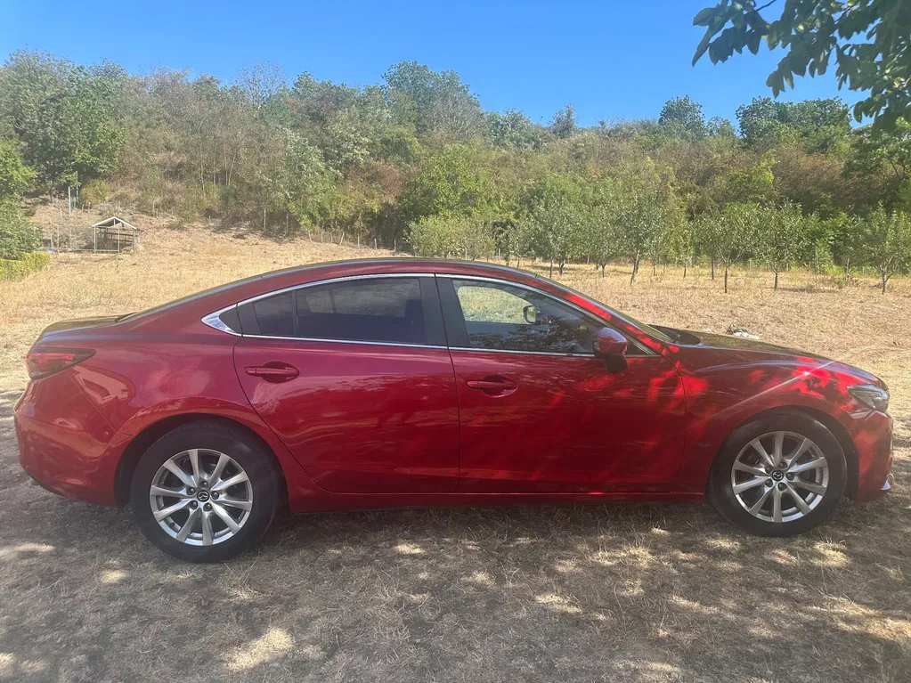 Fotografie: 2014 Mazda 6