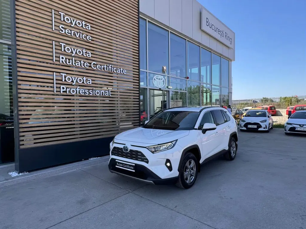 Fotografie: 2022 Toyota RAV-4