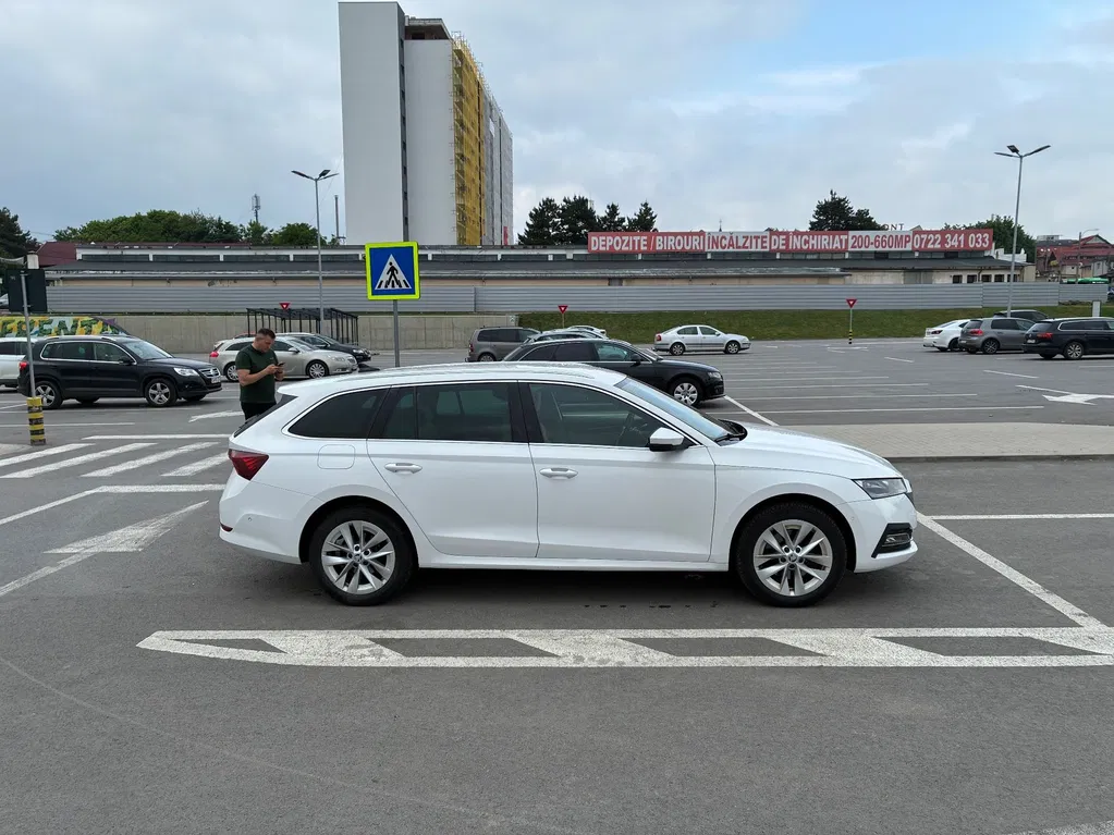 Fotografie: 2021 Skoda Octavia