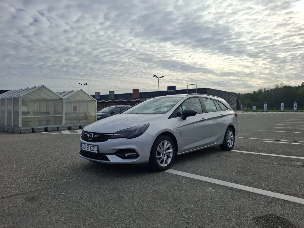 Fotografie: 2021 Opel Astra