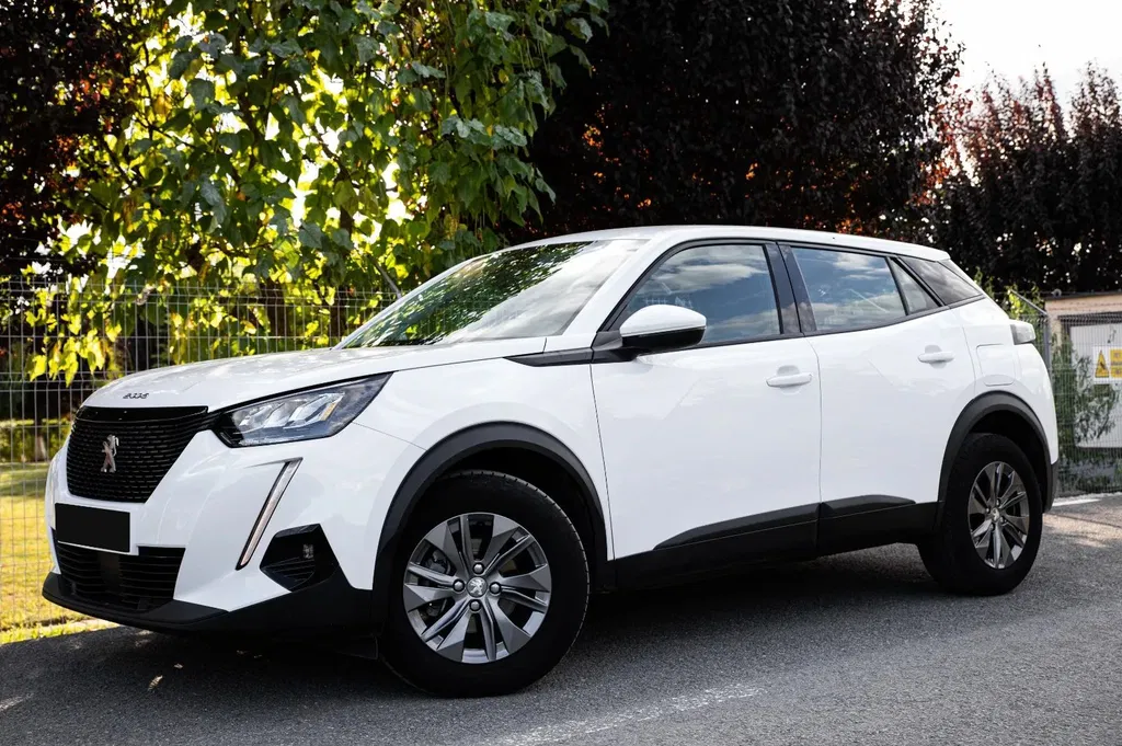 Fotografie: 2021 Peugeot 2008