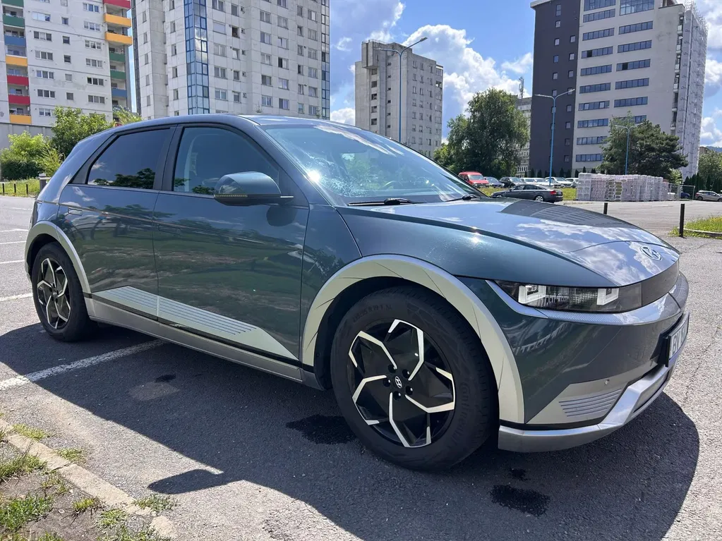 Fotografie: 2022 Hyundai Ioniq5