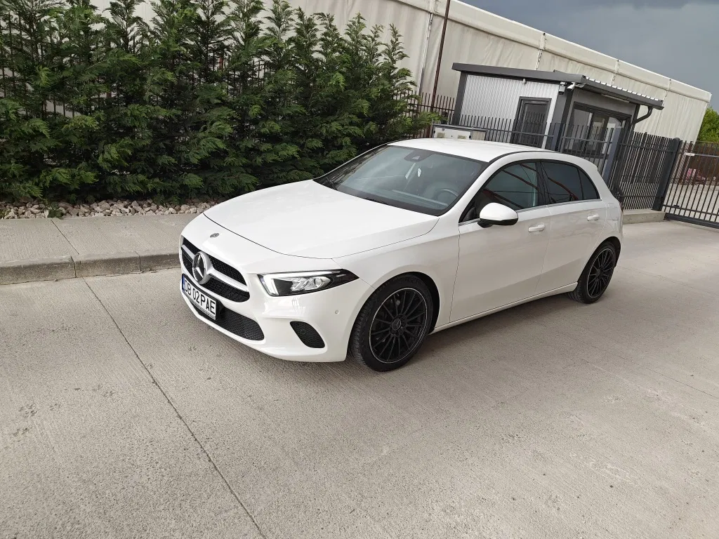Fotografie: 2019 Mercedes-Benz A 180