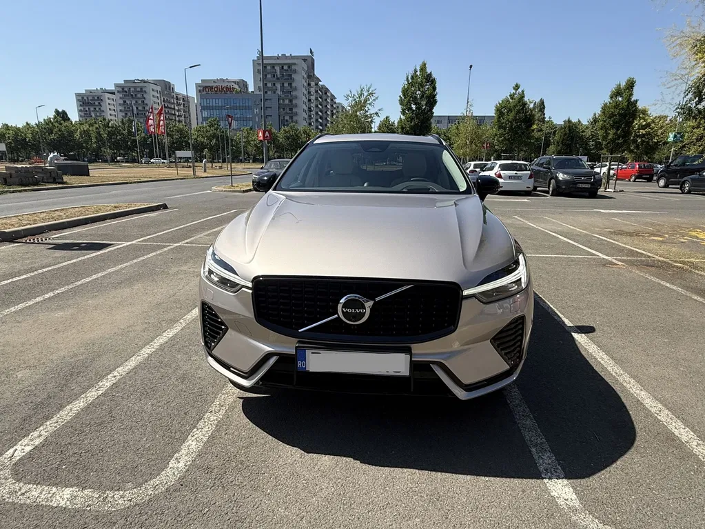 Fotografie: 2023 Volvo XC 60